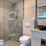 Ferienhaus Tata Ravni