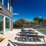 Tata Ferienhaus